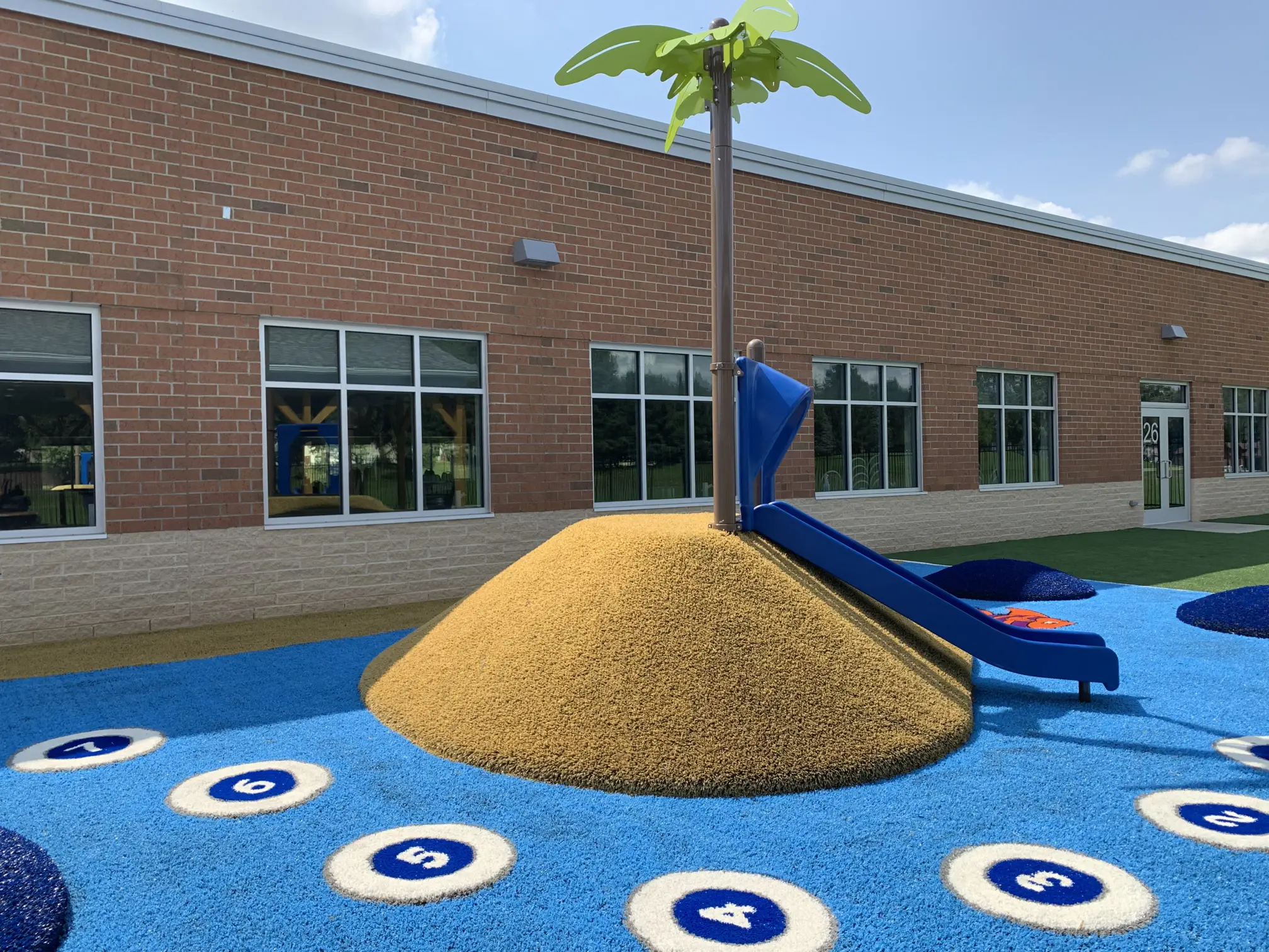 synthetic turf made for playgrounds