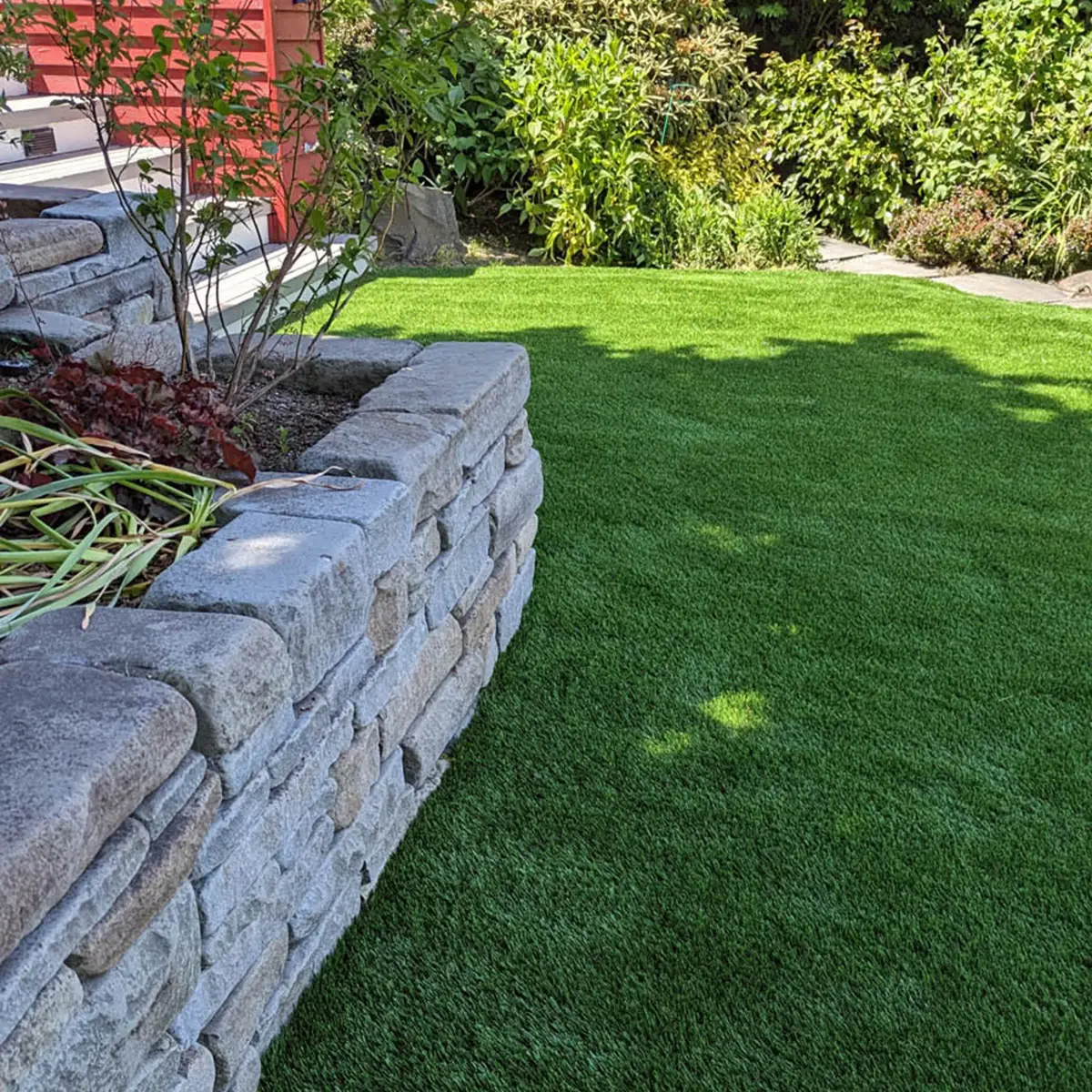 artificial grass for waterfront properties
