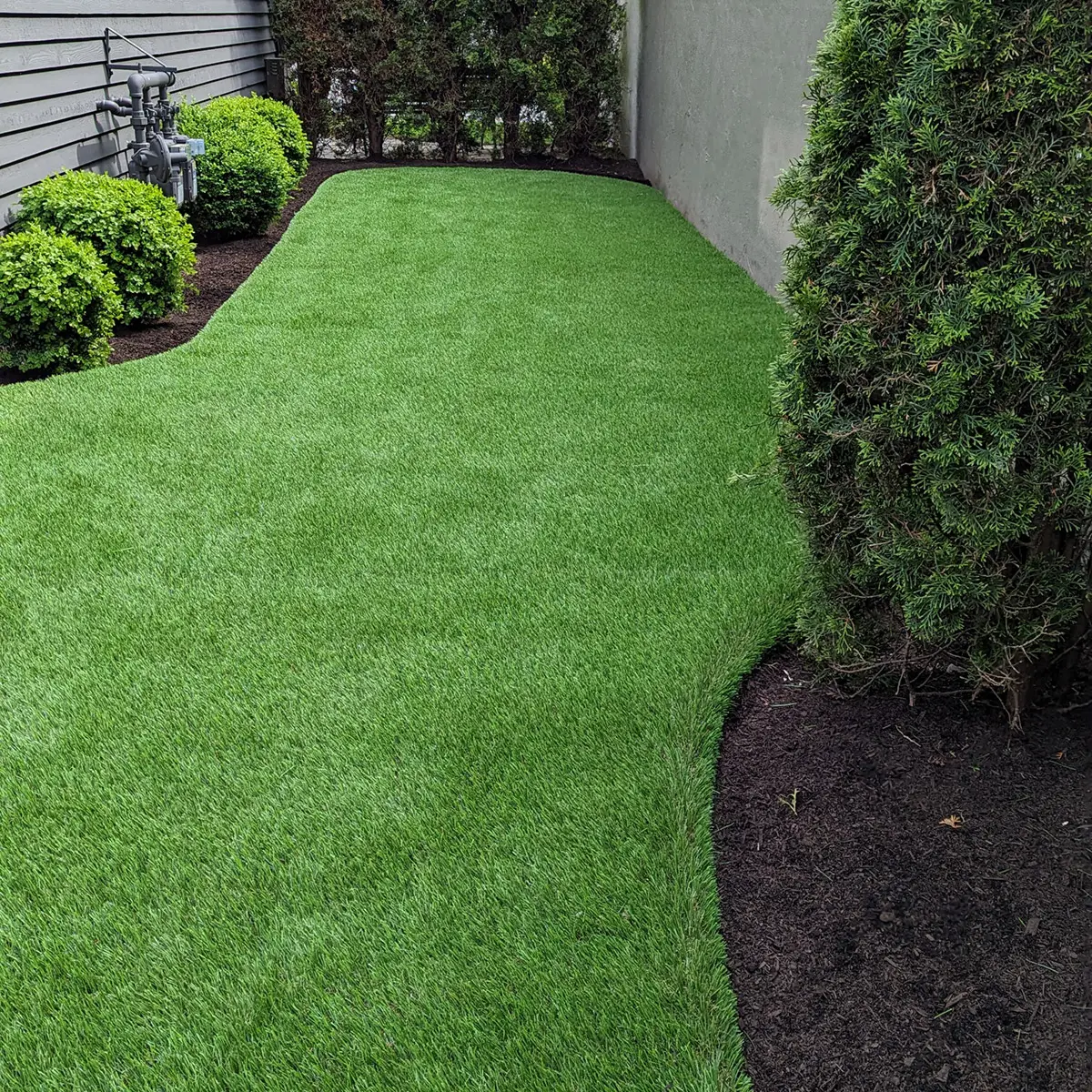 artificial landscaping turf