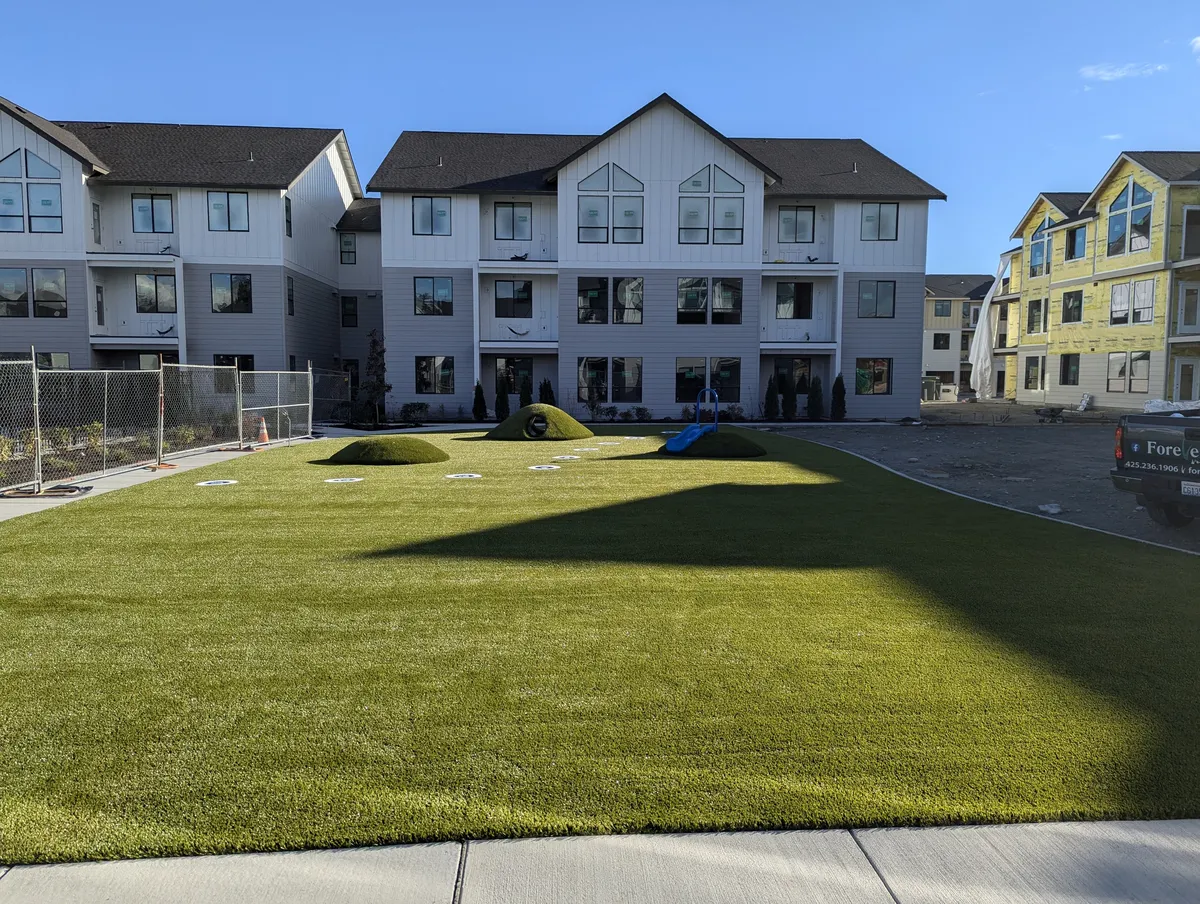 Playground Grass Ultra