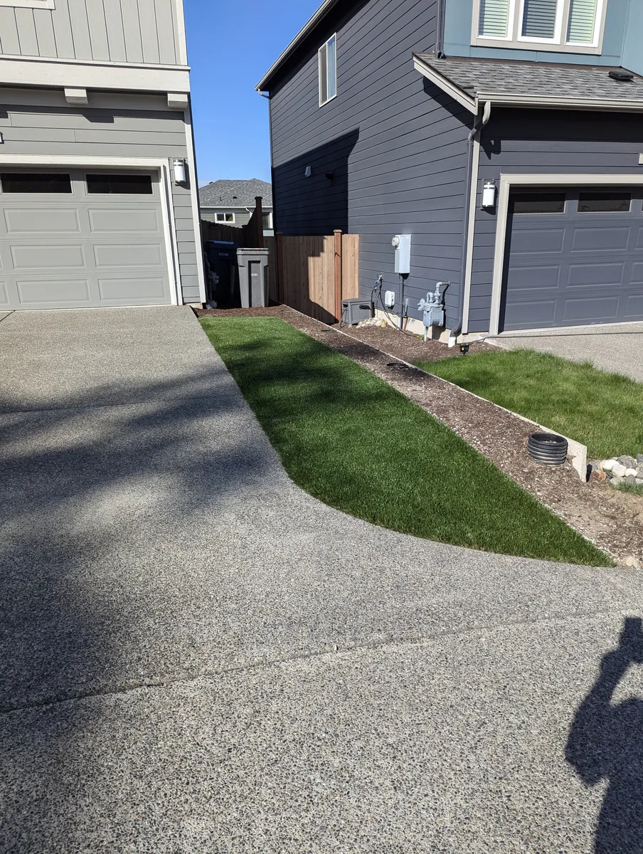 artificial turf landscaping